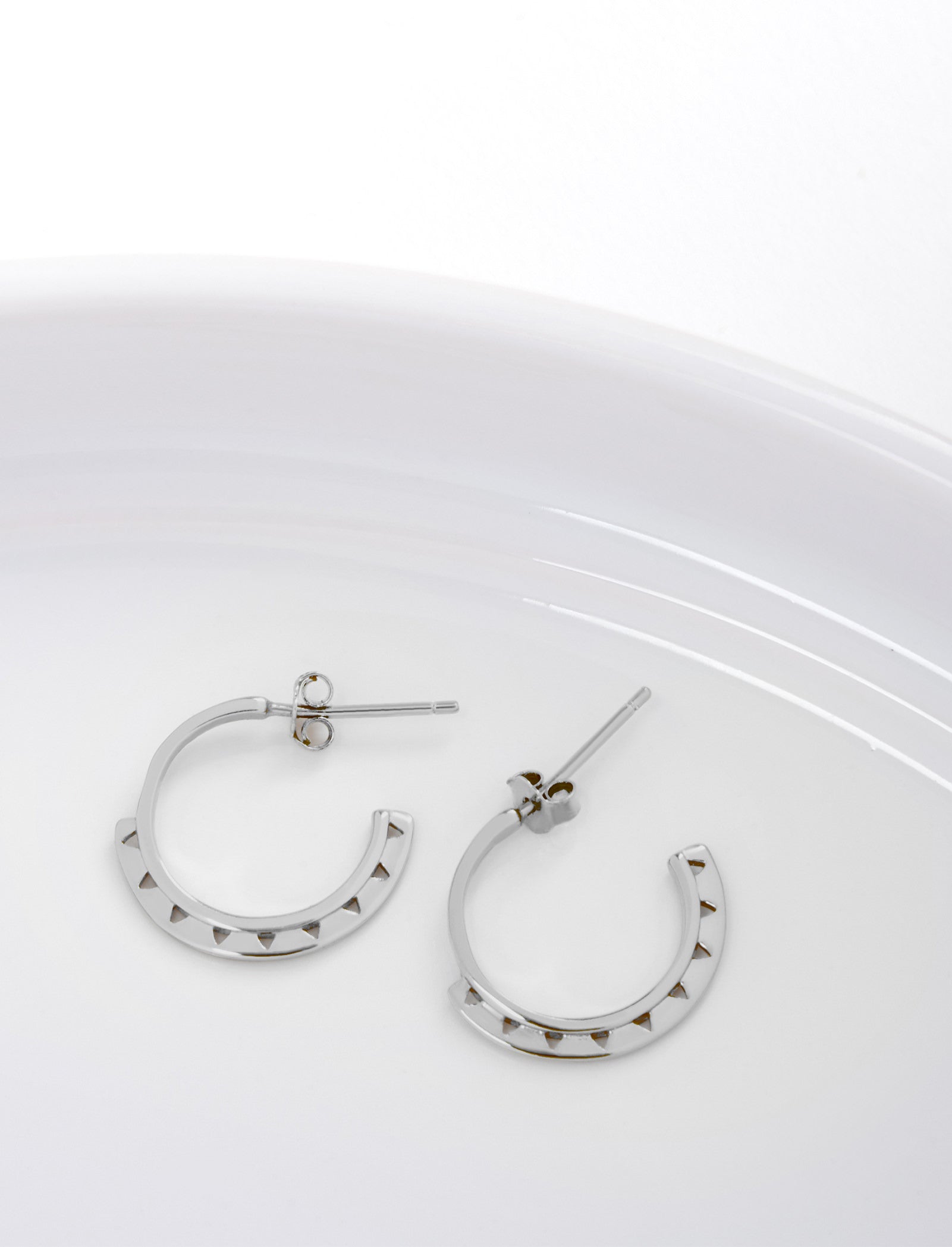 Pastiche  Vino Earrings -