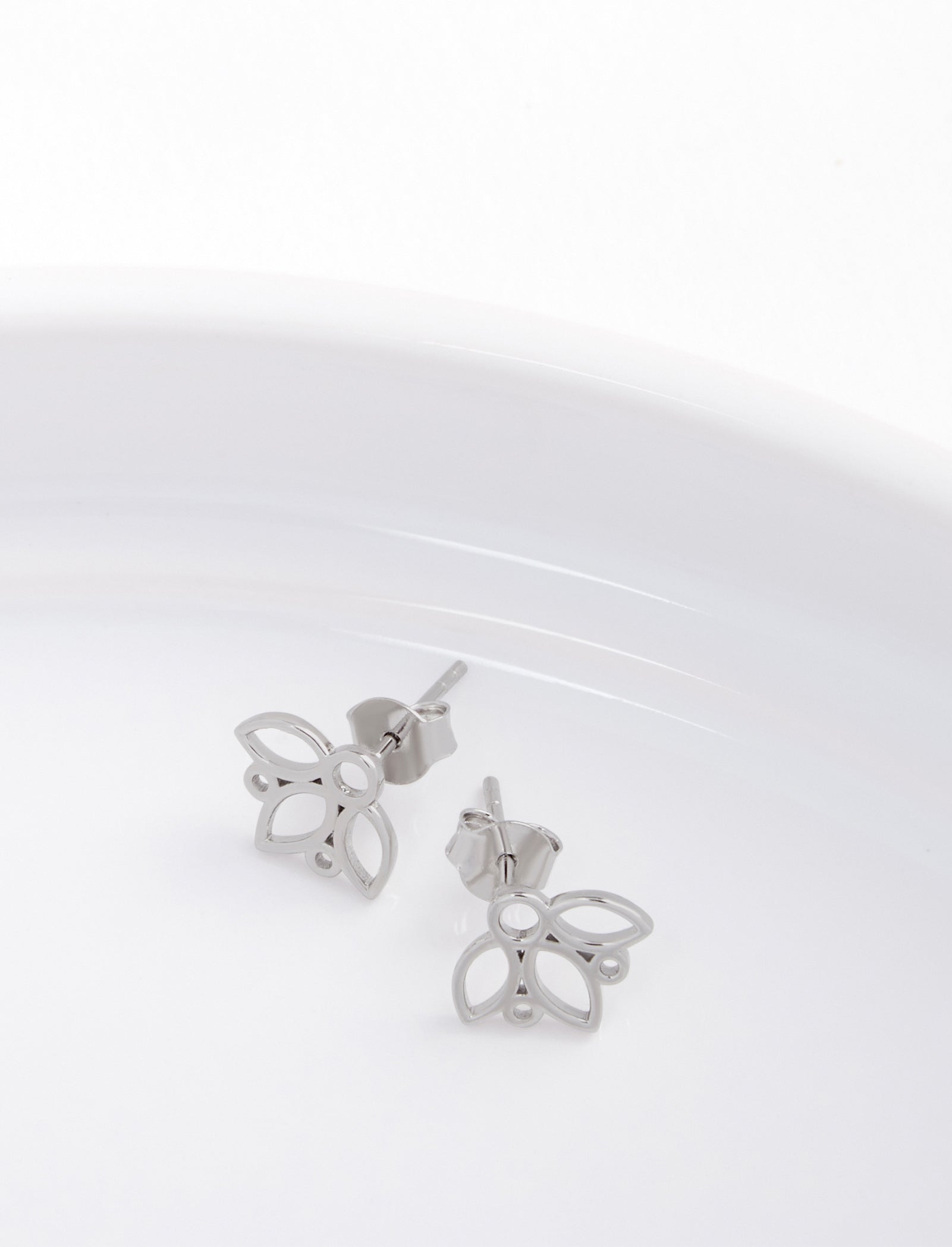 Pastiche  Posy Earrings - E1907